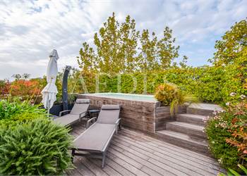 Attico In Vendita a Modena